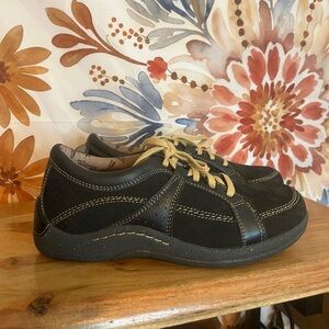 Barefoot Freedom Geneva 7.5N Black Orthopedic Lace Up Casual Walking Fall Shoes